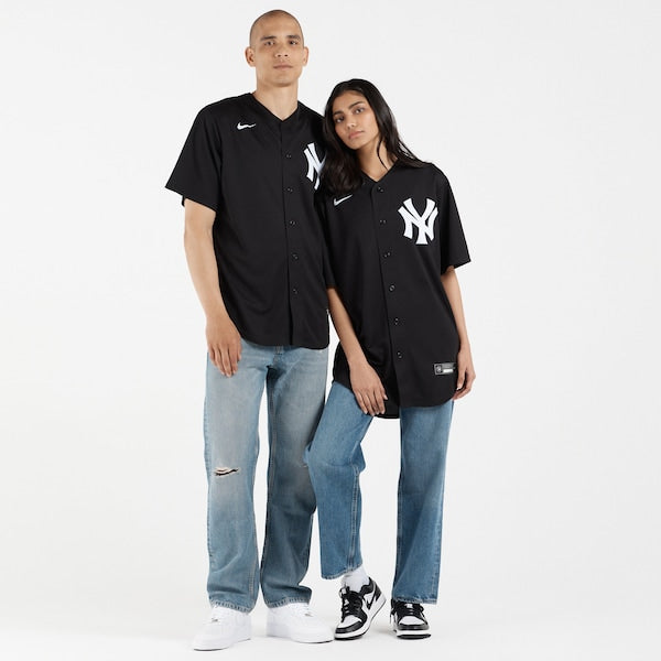Aaron Judge New York Yankees Nike Lights Out Replica Player Jersey - Black