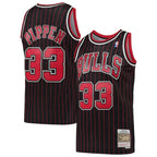Scottie Pippen Chicago Bulls  Hardwood Classics Swingman Jersey - Black