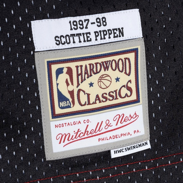 Scottie Pippen Chicago Bulls Hardwood Classics 1997/98 Split Swingman Jersey - Red/Black