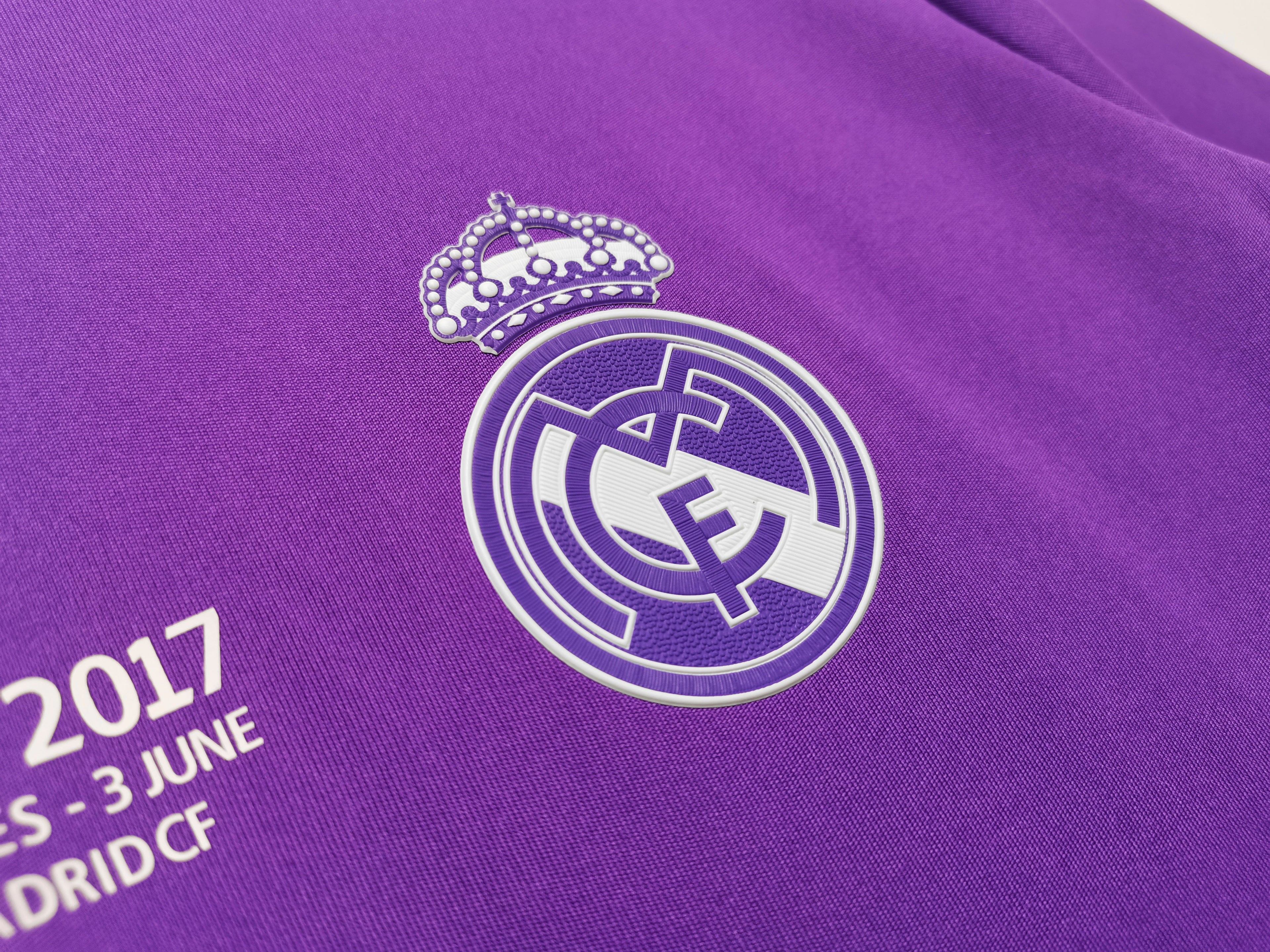 Los Merengues 2016-17 Away Vintage Jersey