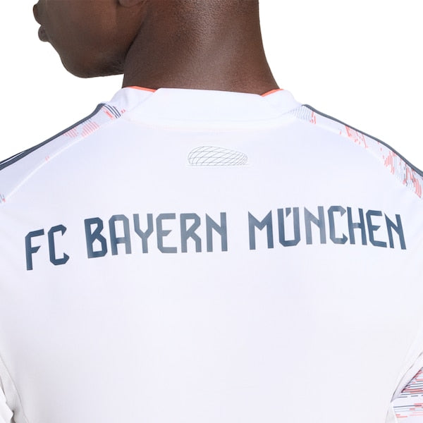 Bayern Munich adidas 2025/26 Away Replica Jersey - White/Red