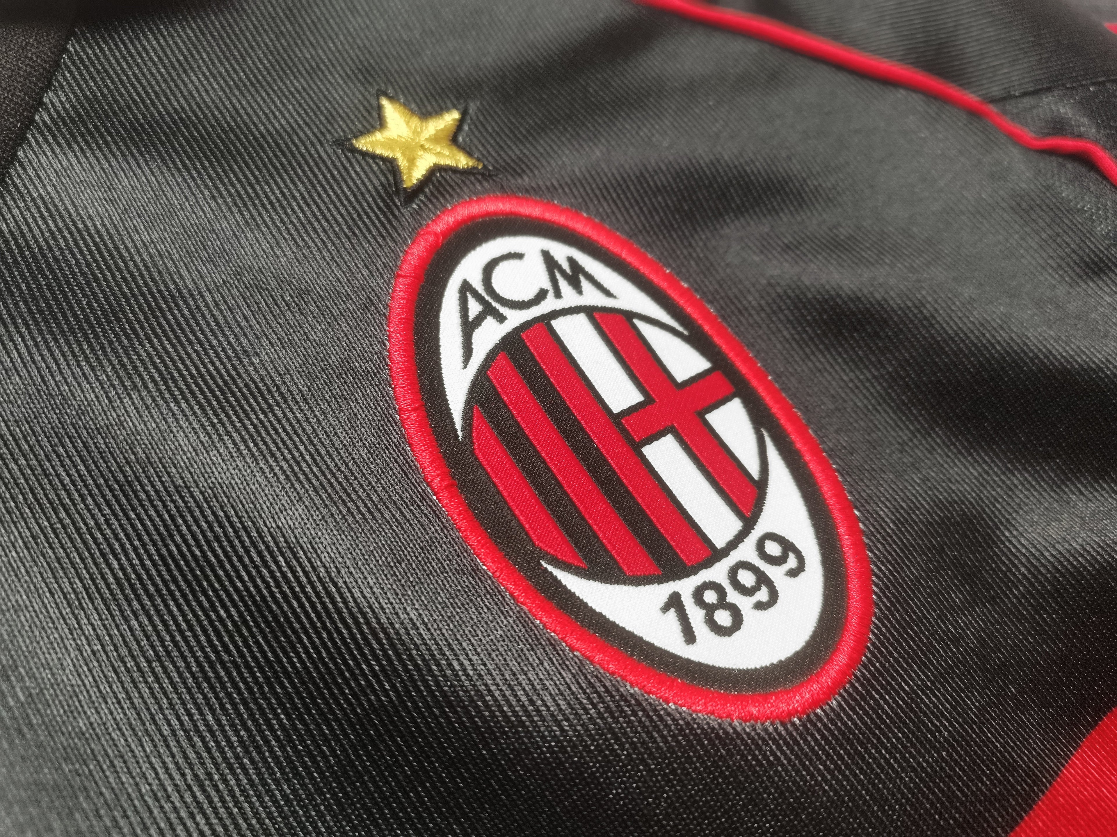 AC Milan 1998-99 Second Away Vintage Jersey