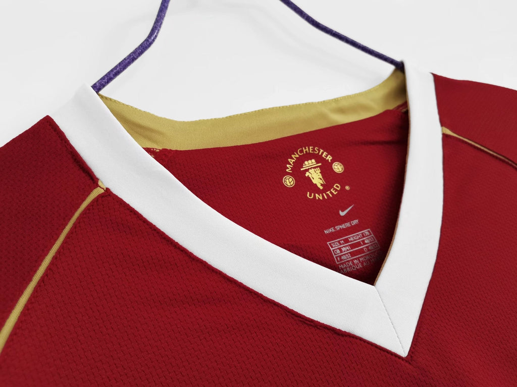 Manchester United Long Sleeve 2006-07 Home Vintage Jersey
