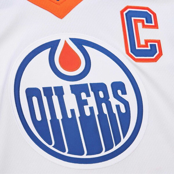 Wayne Gretzky Edmonton Oilers  1986/87 Blue Line Player Jersey - White